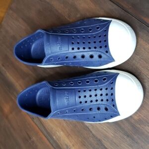 Native Jefferson Shoes, Sz Big Kids J1